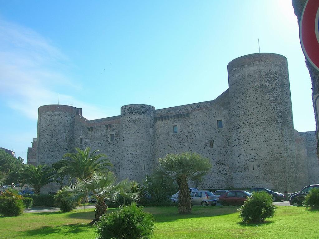 Hotel New Rubik'S Castle CTA Exterior foto